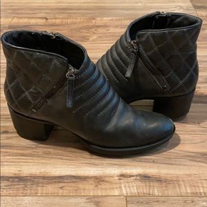 Clarks Narrative Collection Movie Retro Ankle Boot